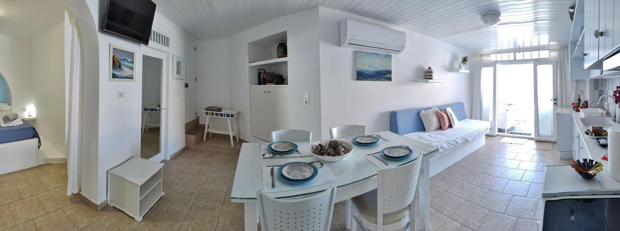 Blue Mare Apartments On The Beach Firopotamos الغرفة الصورة