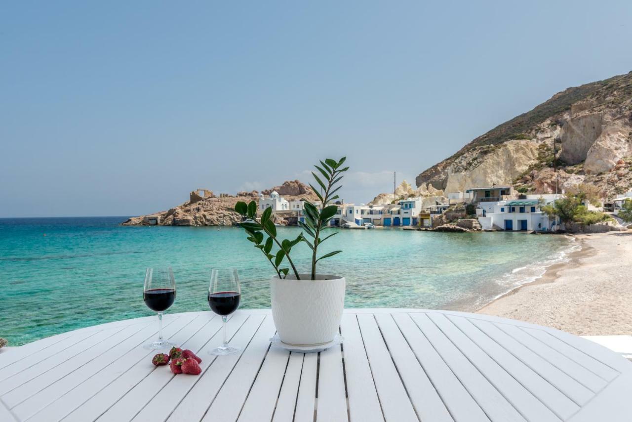 Blue Mare Apartments On The Beach Firopotamos المظهر الخارجي الصورة