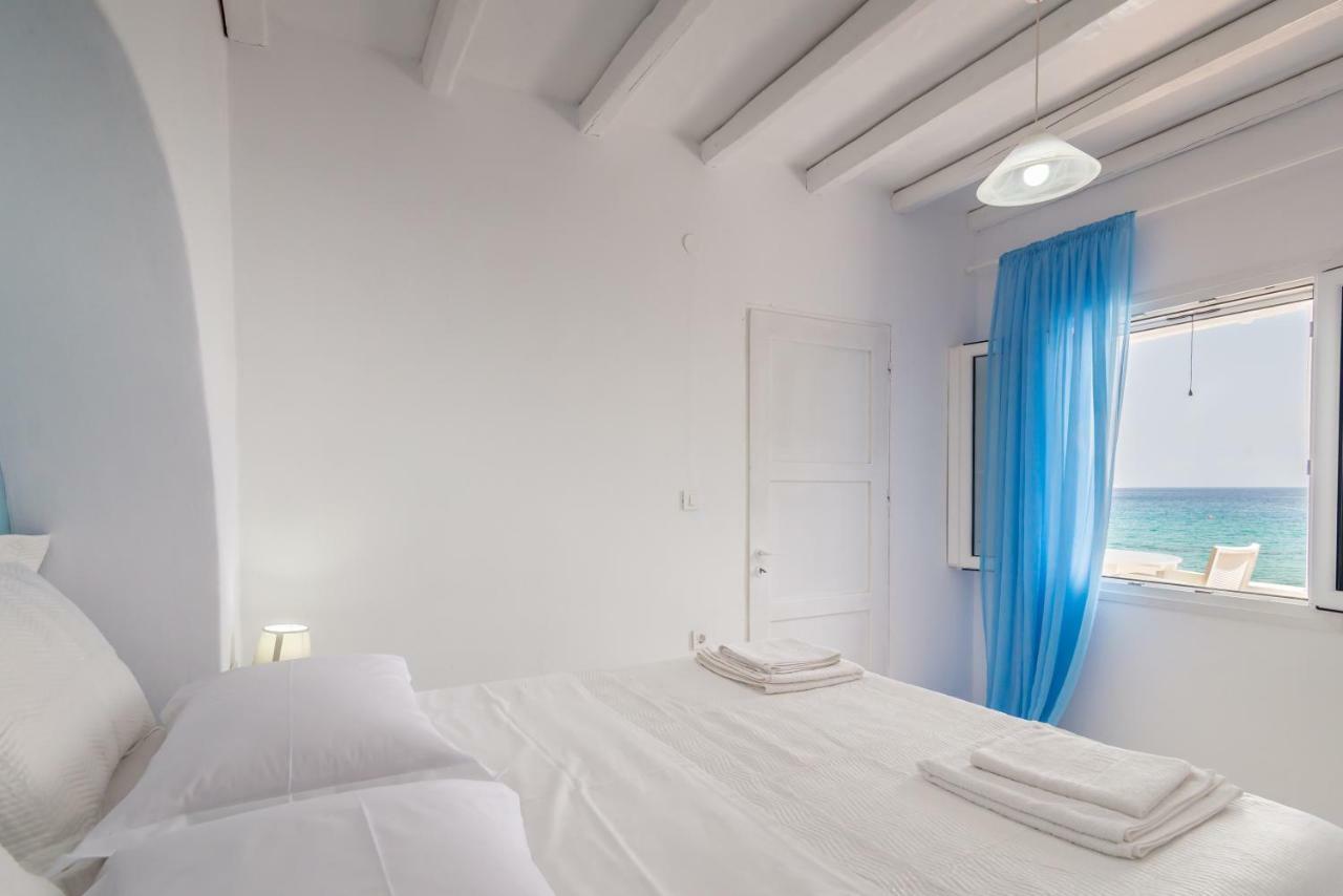 Blue Mare Apartments On The Beach Firopotamos المظهر الخارجي الصورة